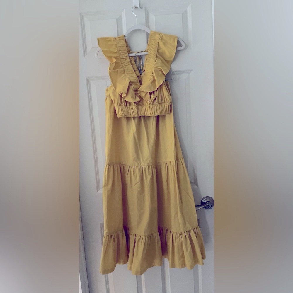 Japna Golden yellow ruffle hem maxi skirt matching crop top flutter tank small